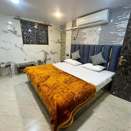 Kashi Dham Home Stay Varanasi Esterno foto